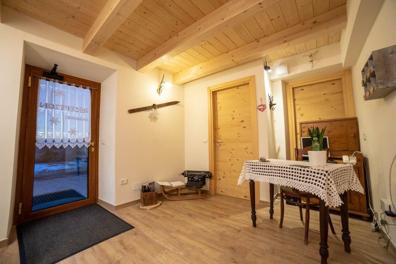 Wanderlust B&B Фольгария Экстерьер фото